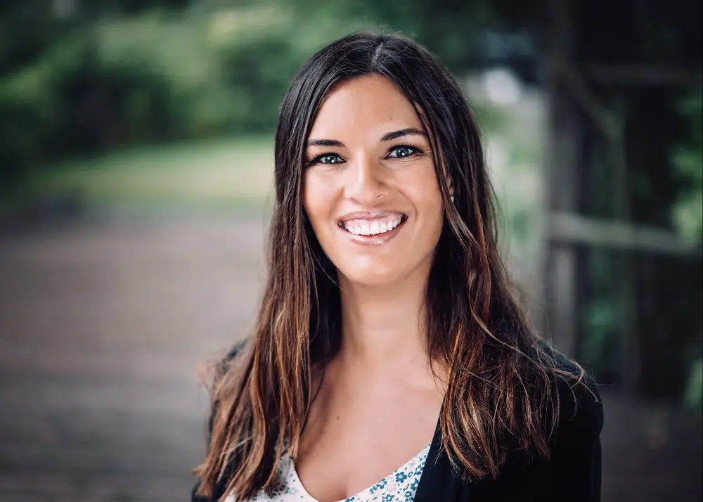 Dr. Leana Lundt